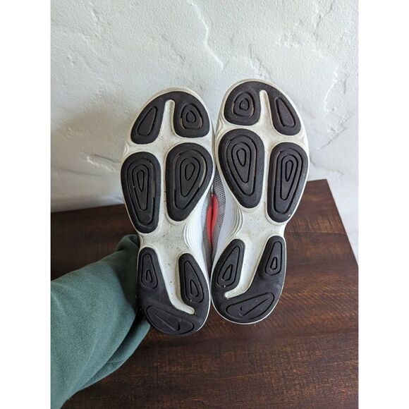 Nike Women's Revolution 4 Gray and Pink Running Shoes - Size 8 - Picture 8 of 9